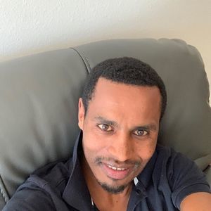 Meet your Posher, Mustefa